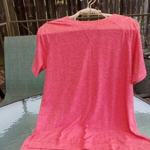 Short Sleeve Heathered Pink Tunic, L